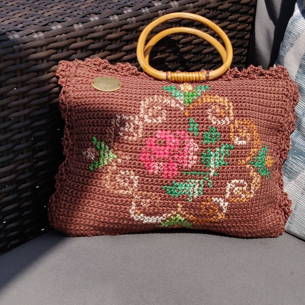 Mini Embroidered %100 Handmade Crochet š§¶Hand Bag - Picture 13 of 13